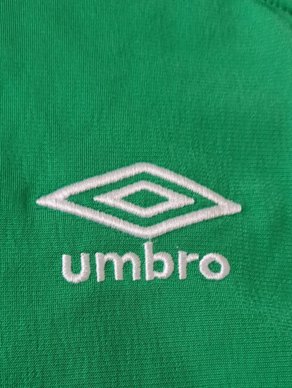 Boys Retro Vibe Umbro Track Jacket (Size L/14/16)